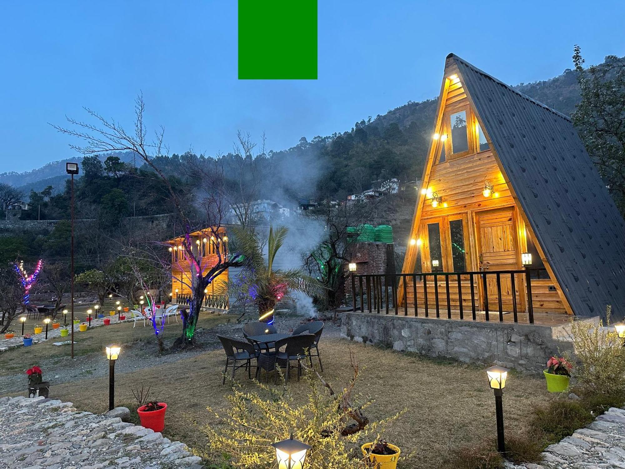 נייניטל Cabana Riverside Resort - Kainchi Dham מראה חיצוני תמונה